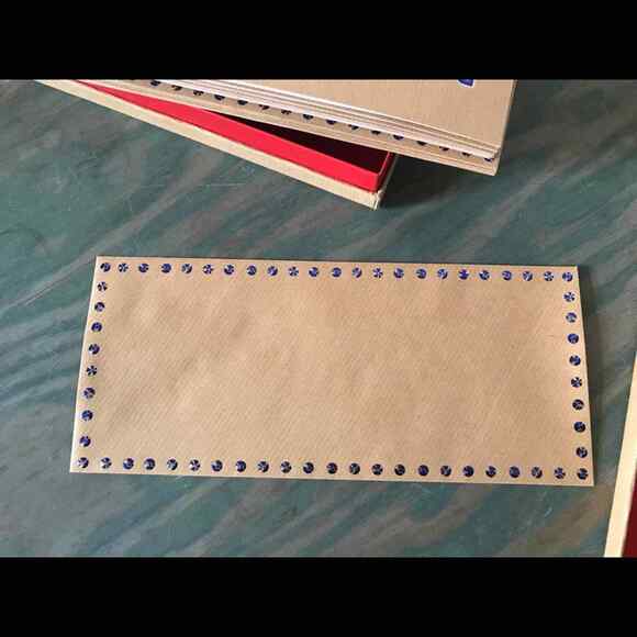 Authentic Christian Louboutin Greeting Note Card Collectors Set (8) - Picture 10 of 12